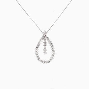 Tiesh 18kt White Gold Teardrop Necklace Set with Diamonds