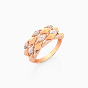 18kt Yellow Gold Ring with Diamonds