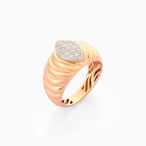 18kt Rose Gold Ring with Diamonds