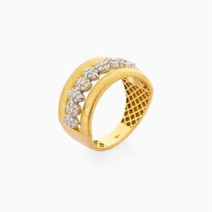 18kt Yellow Gold Ring with Diamonds